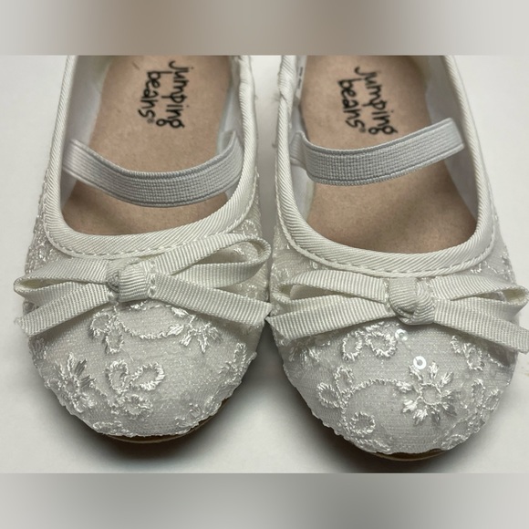 Jumping Beans®
Walnut / White Toddler Girls'
Ballet Flats Size 7T - Picture 8 of 9